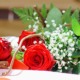 Richiedi al tuo fioraio di fiducia Garden Roagna un mazzo di rose per la festa della mamma